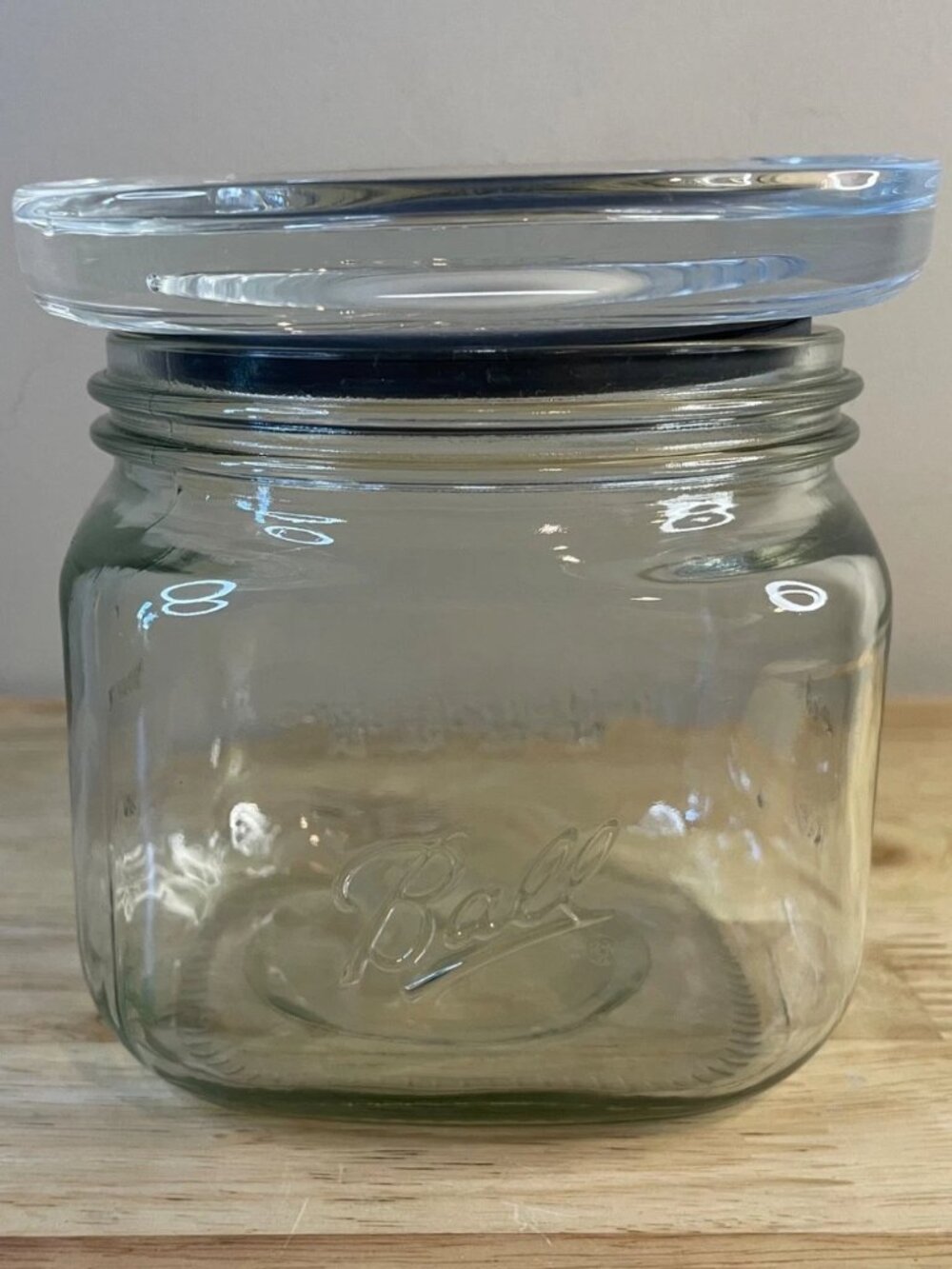 Ball Stack & Store Glass Jar 1 Qt Clear Canister w/ Glass Lid Silicone Seal